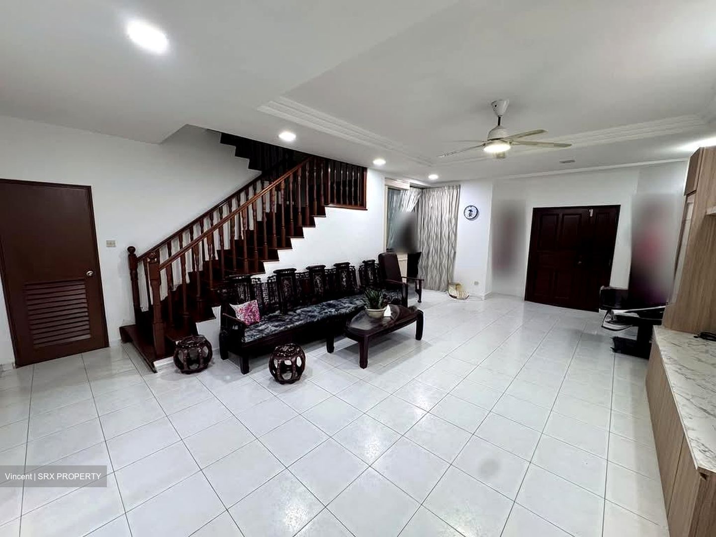 Yunnan Gardens (D22), Terrace #568260321